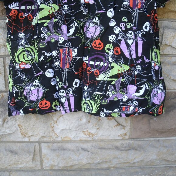 Disney Nightmare Before Christmas Scrub Top Size 2X - Picture 16 of 16